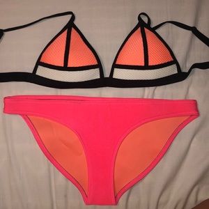 Triangl bikini